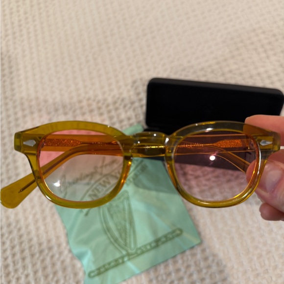 NEW YORK EYERISH Yellow and Pink Sunglasses - Picture 1 of 2
